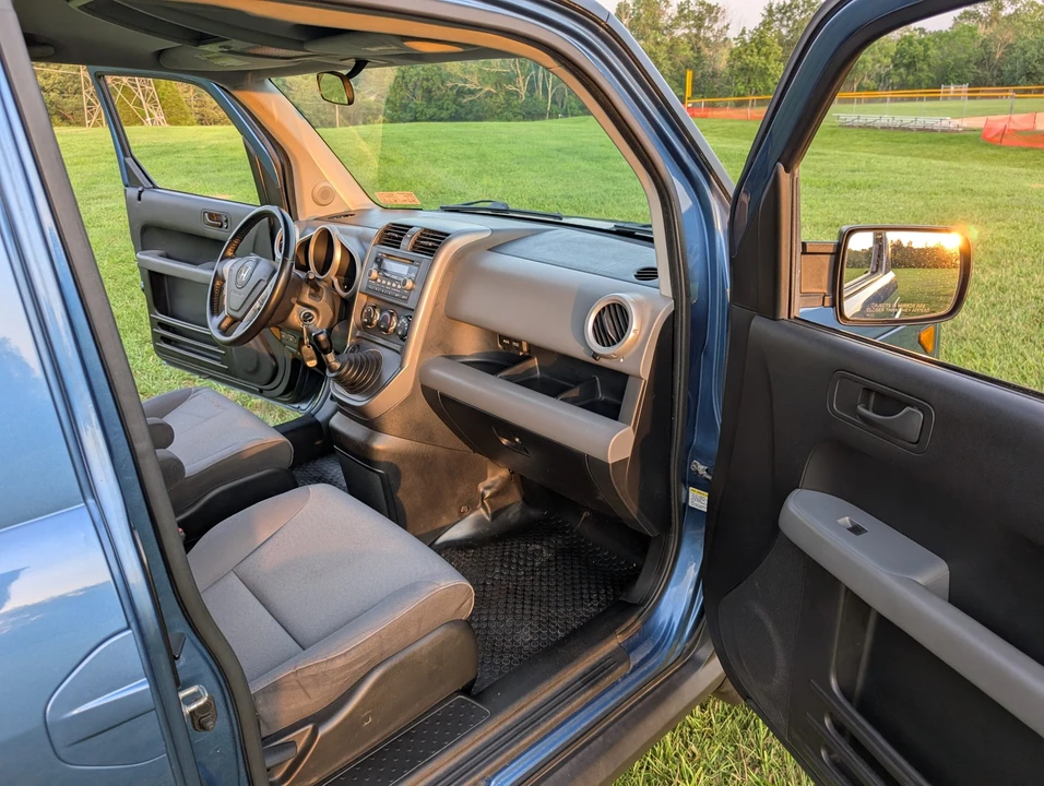 2007 Honda Element - Image 30 of 31