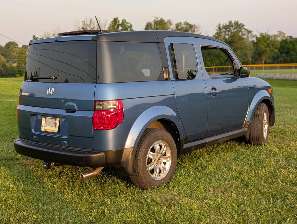 2007 Honda Element - Image 8 of 31