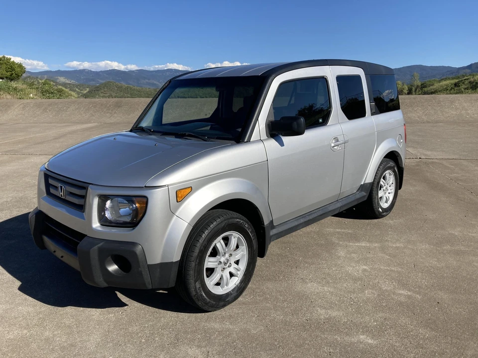 2007 Honda Element - Image 2 of 31