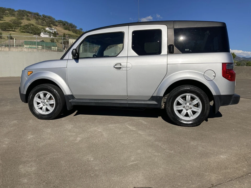 2007 Honda Element - Image 8 of 31