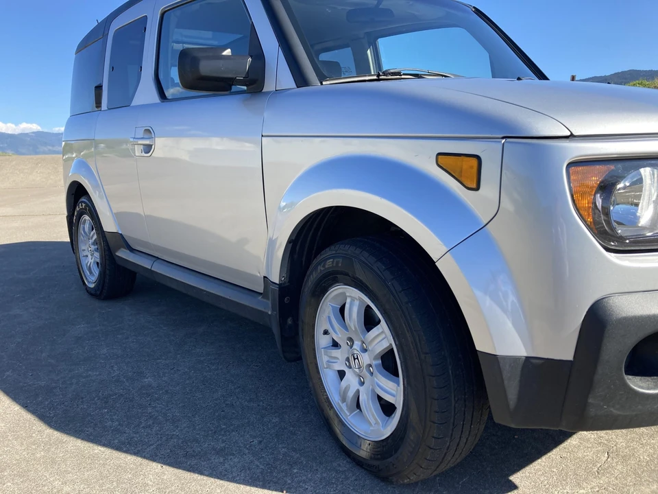 2007 Honda Element - Image 24 of 31