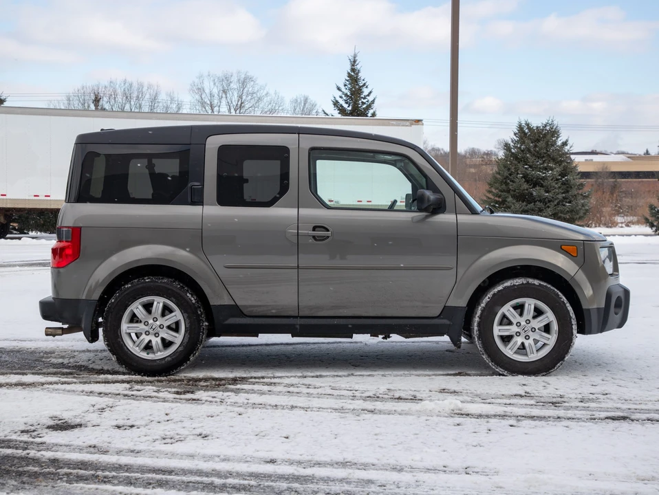 2007 Honda Element - Image 9 of 31