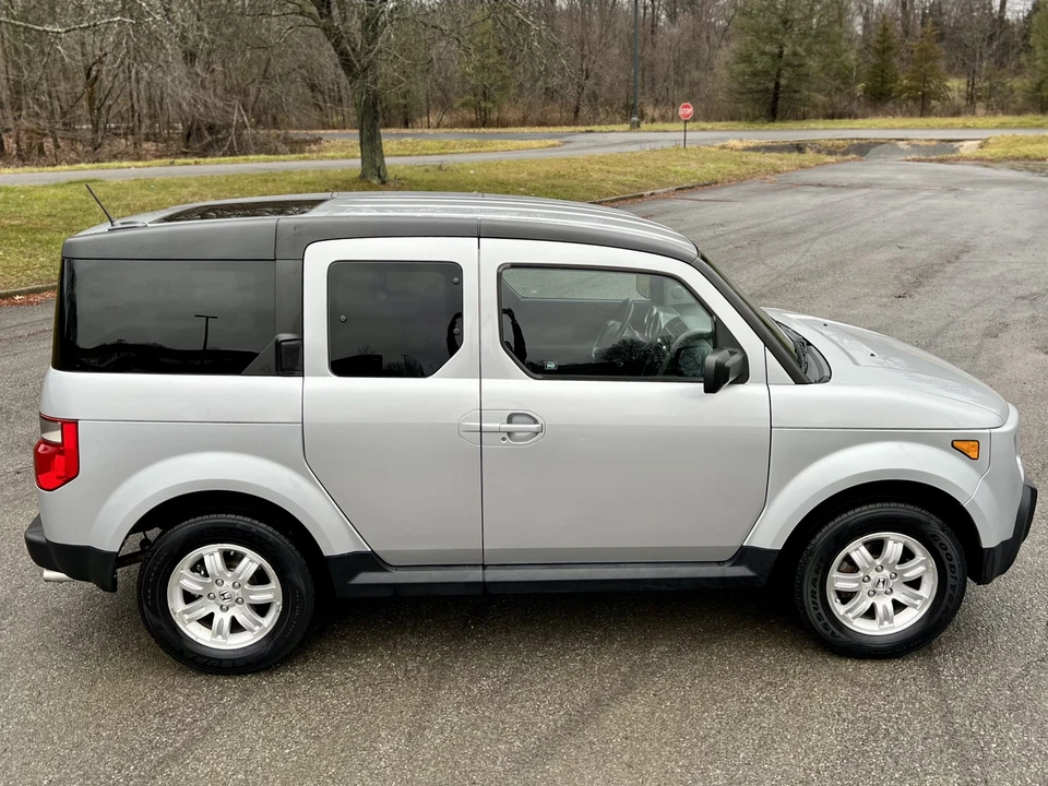 2007 Honda Element - Image 22 of 31