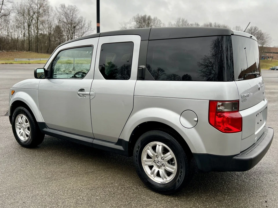 2007 Honda Element - Image 7 of 31