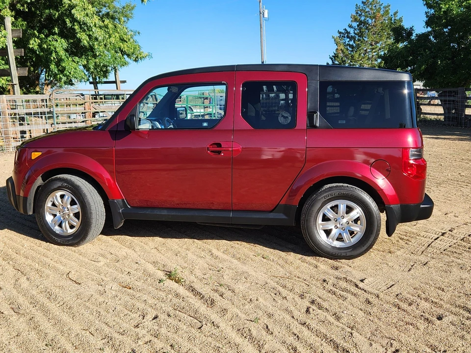 2007 Honda Element - Image 17 of 31