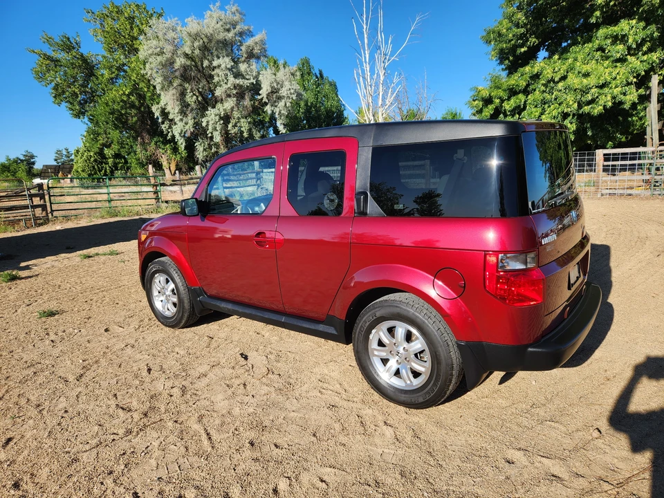 2007 Honda Element - Image 24 of 31