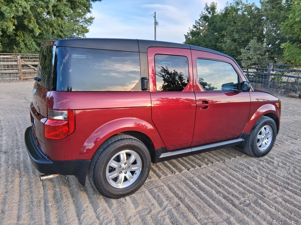2007 Honda Element - Image 8 of 31