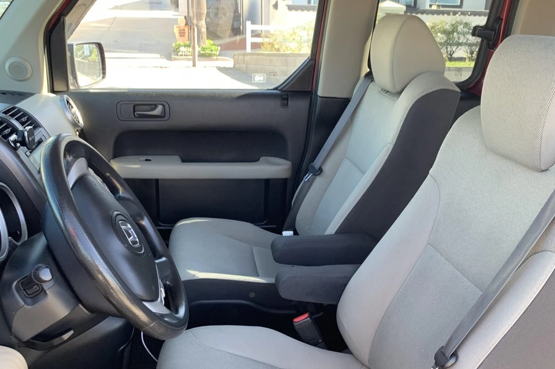2007 Honda Element - Image 28 of 31