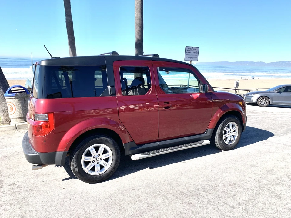 2007 Honda Element - Image 10 of 31