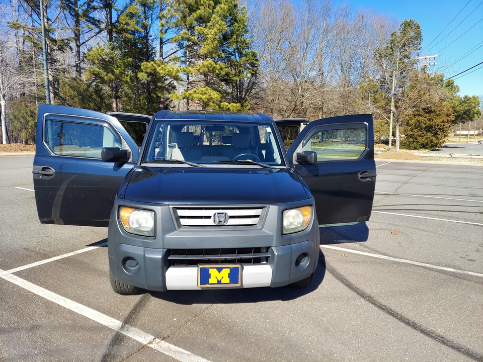 2007 Honda Element - Image 8 of 31