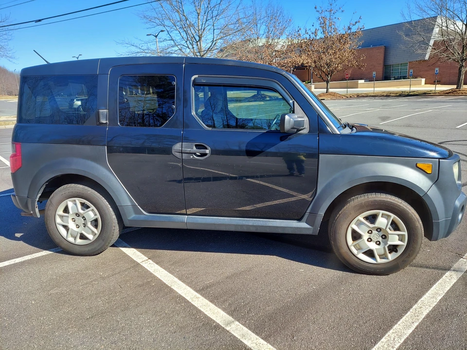 2007 Honda Element - Image 23 of 31