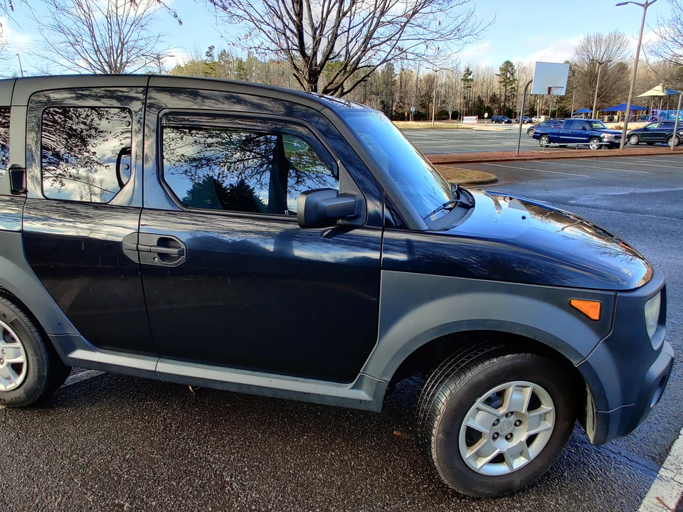 2007 Honda Element - Image 25 of 31