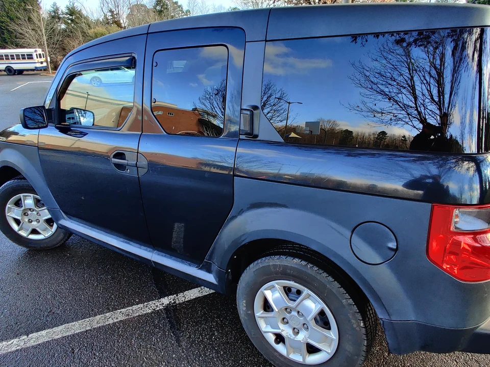 2007 Honda Element - Image 18 of 31
