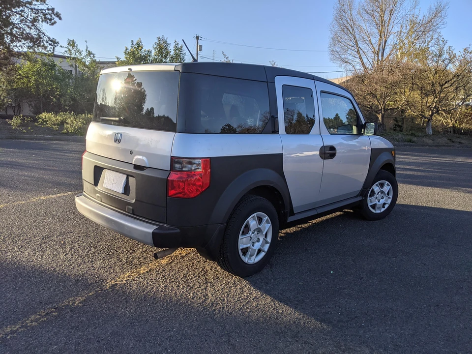 2007 Honda Element - Image 15 of 31
