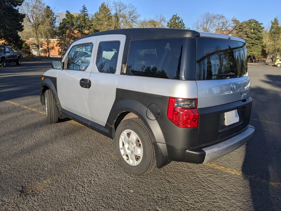 2007 Honda Element - Image 12 of 31