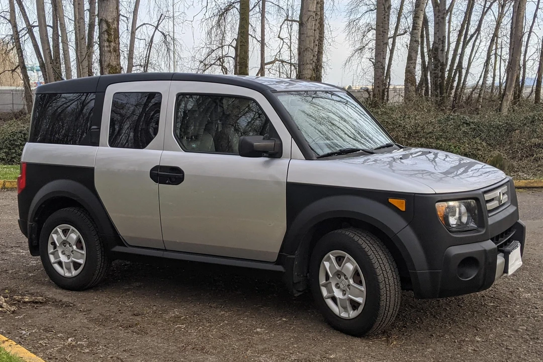 2007 Honda Element - Image 2 of 31