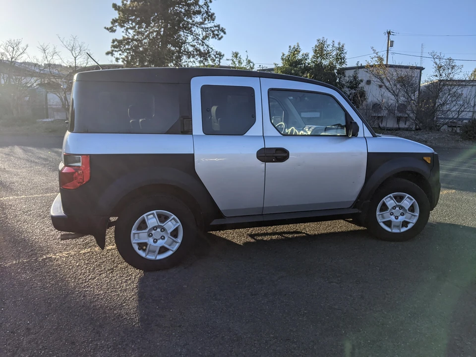 2007 Honda Element - Image 16 of 31