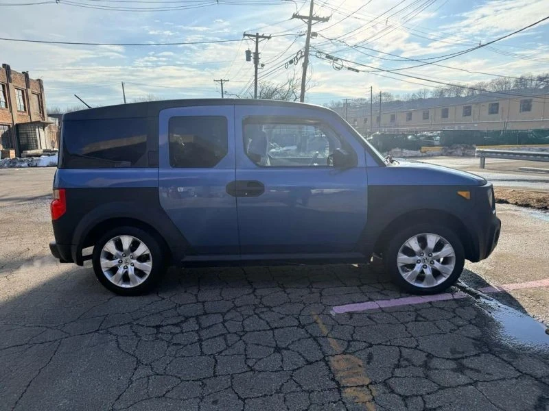 2007 Honda Element - Image 2 of 12