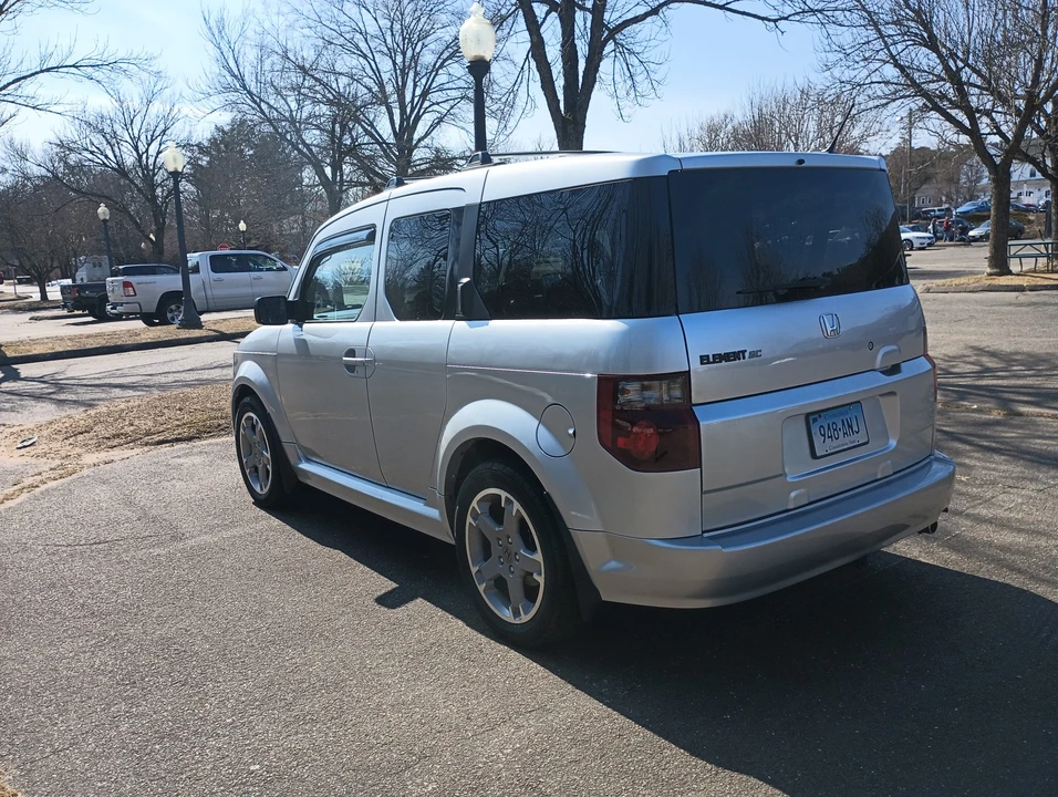 2007 Honda Element - Image 7 of 31