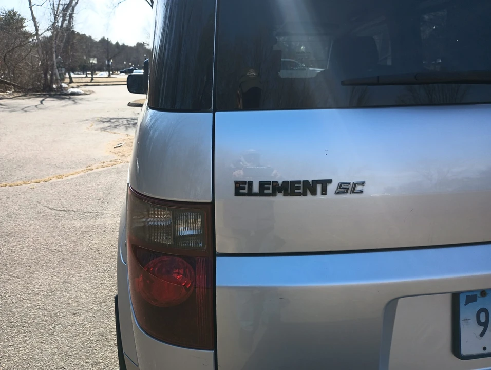 2007 Honda Element - Image 15 of 31