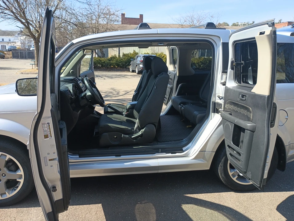 2007 Honda Element - Image 28 of 31