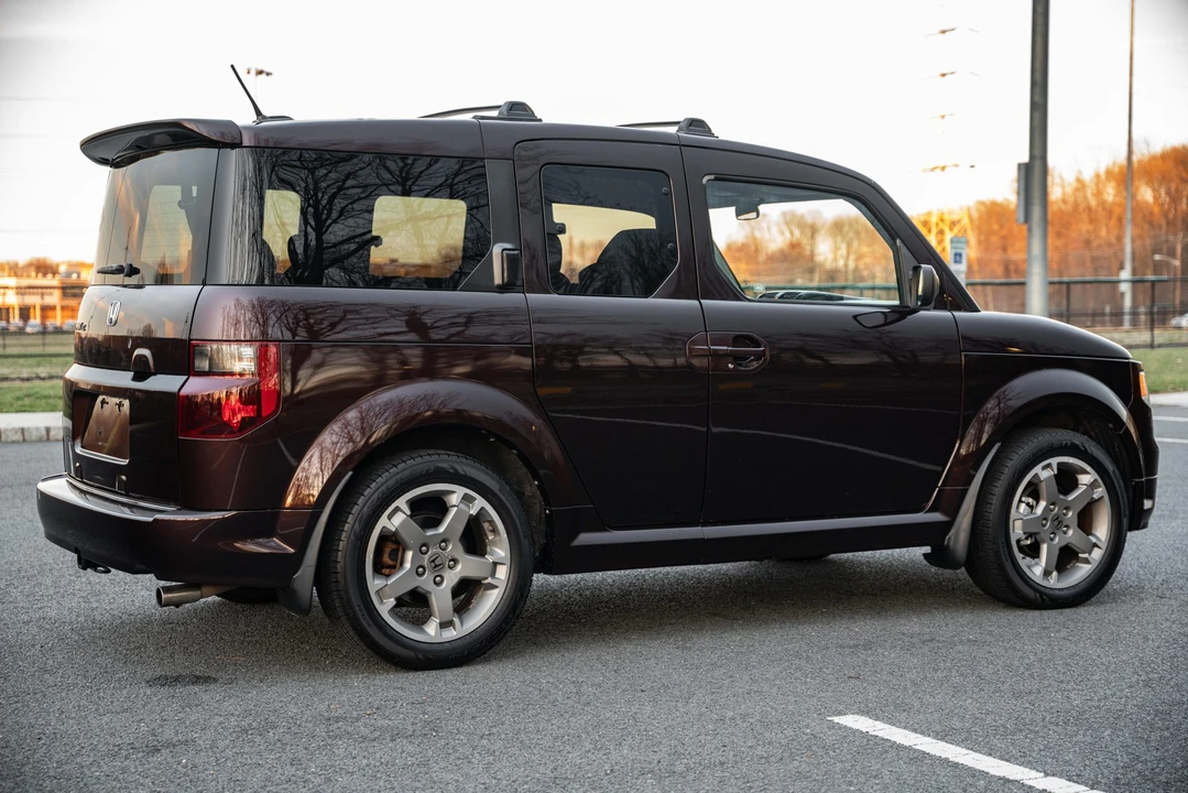2007 Honda Element - Image 25 of 31