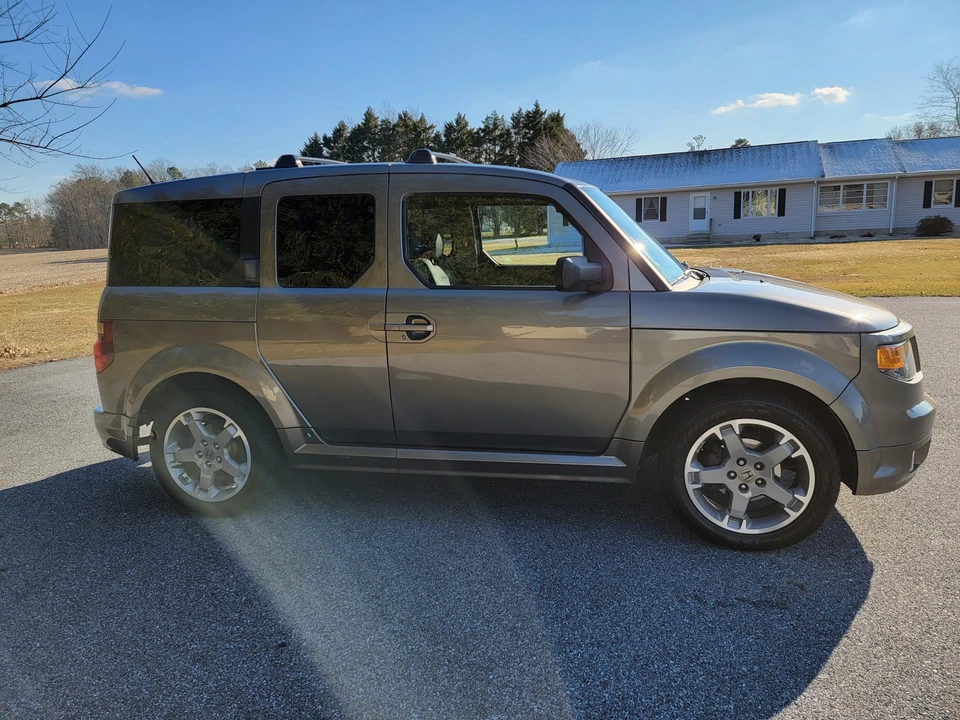 2007 Honda Element - Image 7 of 31
