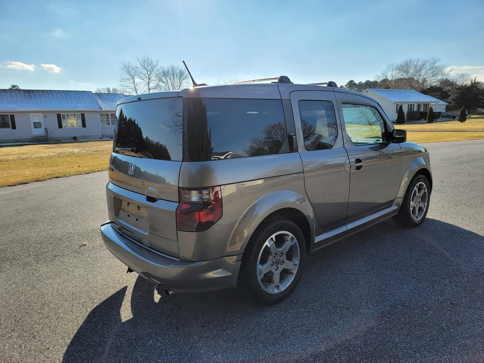 2007 Honda Element - Image 9 of 31