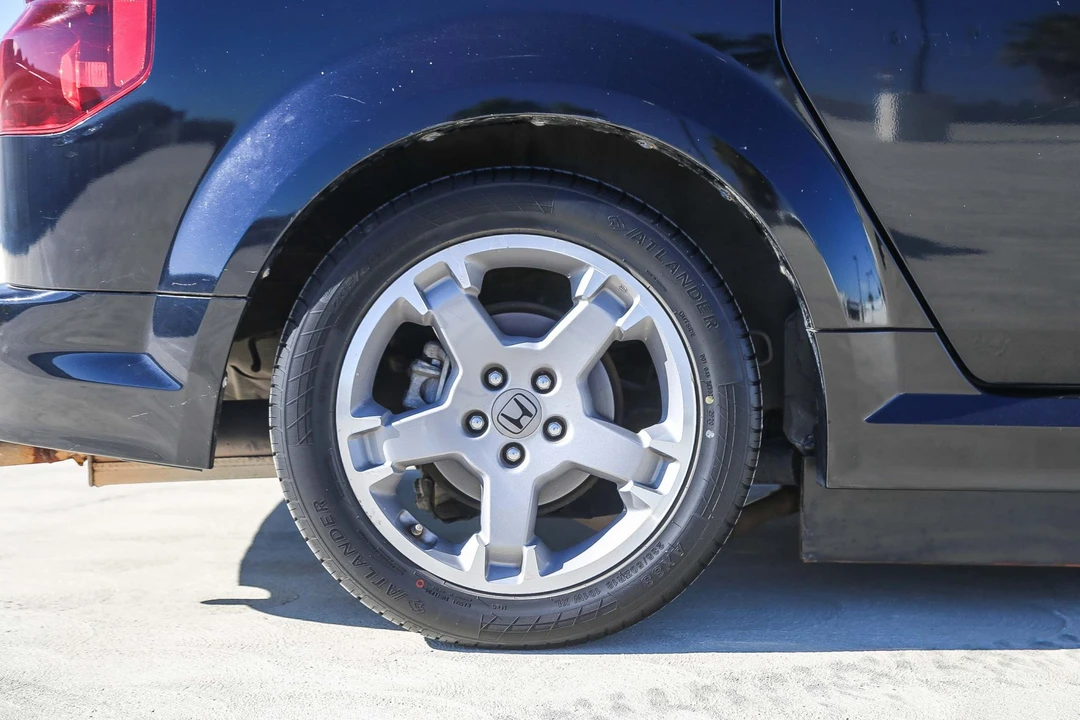 2007 Honda Element - Image 25 of 31