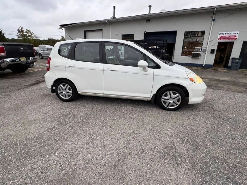 2007 Honda Fit - Image 10 of 12
