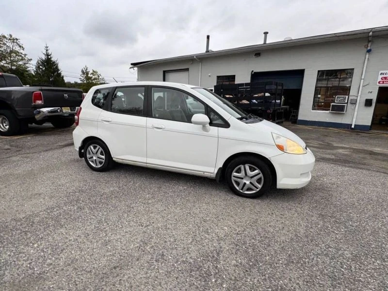 2007 Honda Fit - Image 9 of 12