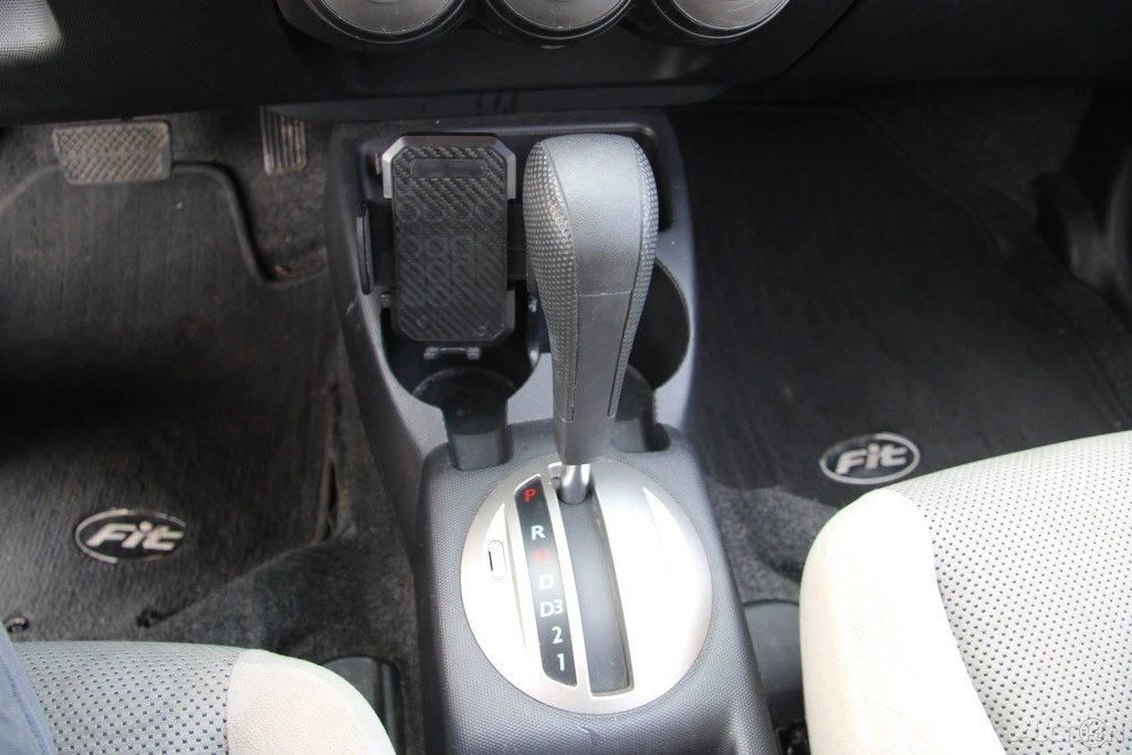 2007 Honda Fit - Image 17 of 21
