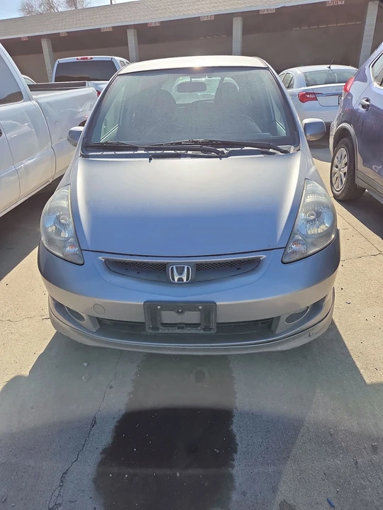 2007 Honda Fit - Image 2 of 9