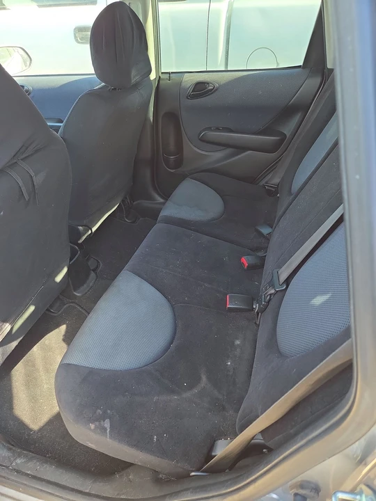 2007 Honda Fit - Image 5 of 9