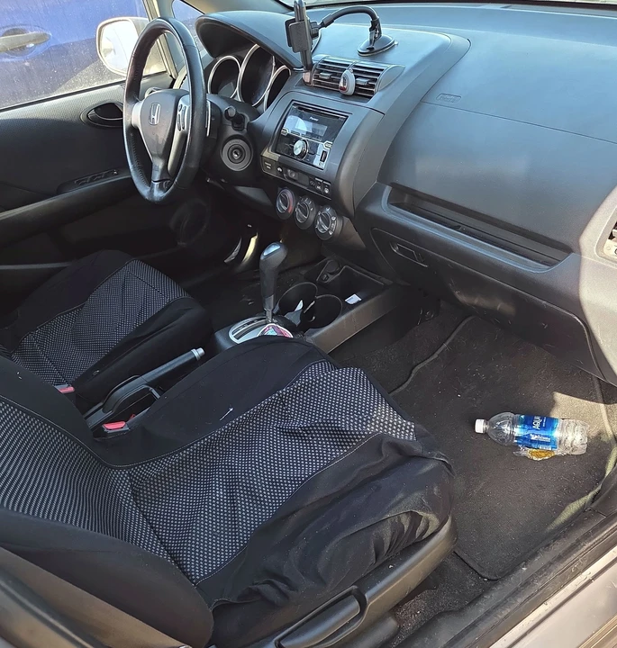 2007 Honda Fit - Image 6 of 9