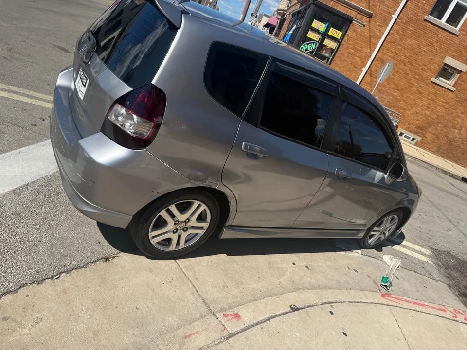 2007 Honda Fit - Image 12 of 15