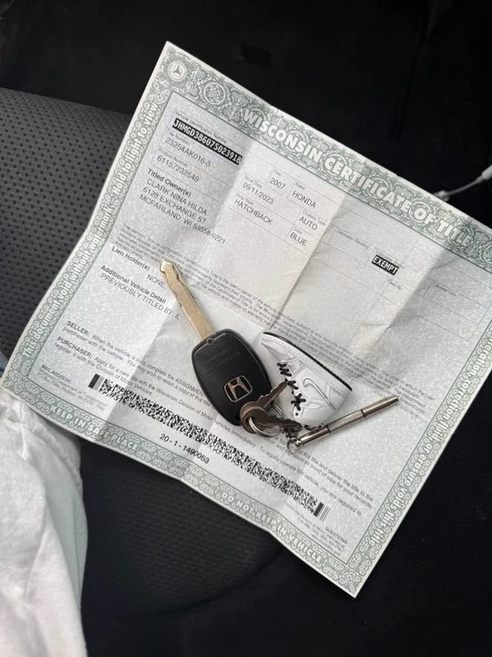 2007 Honda Fit - Image 8 of 15