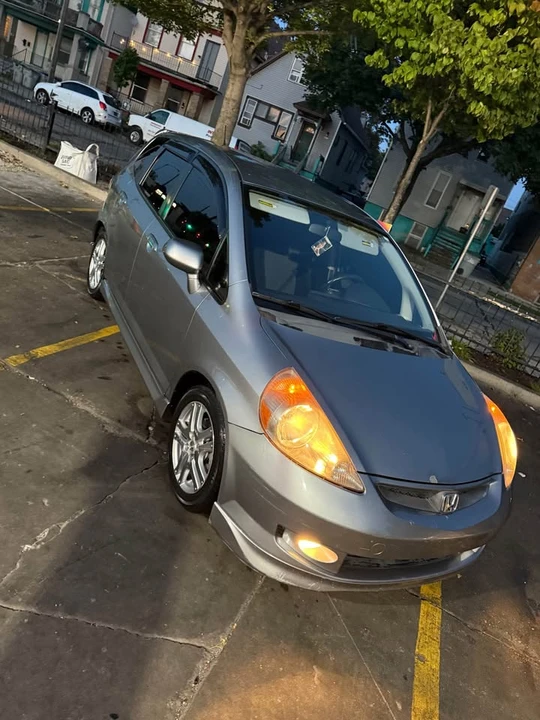 2007 Honda Fit - Image 4 of 15