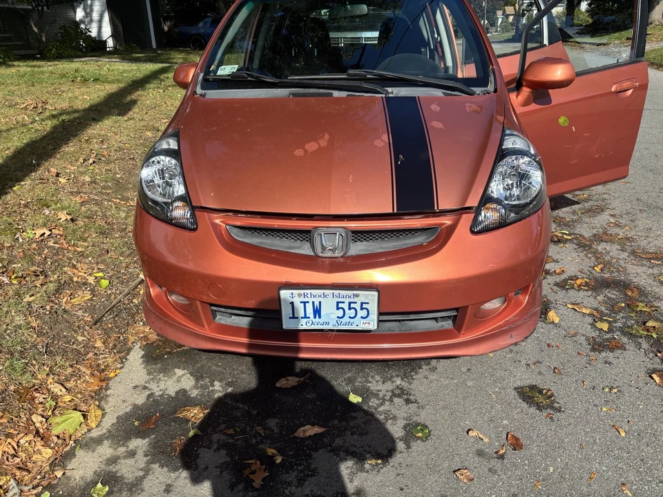 2007 Honda Fit - Image 2 of 8