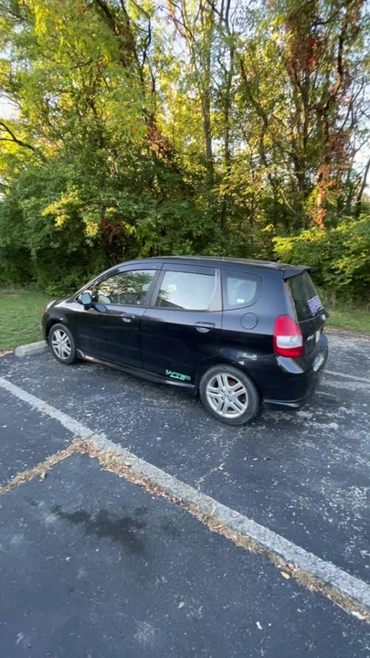 2007 Honda Fit - Image 8 of 8