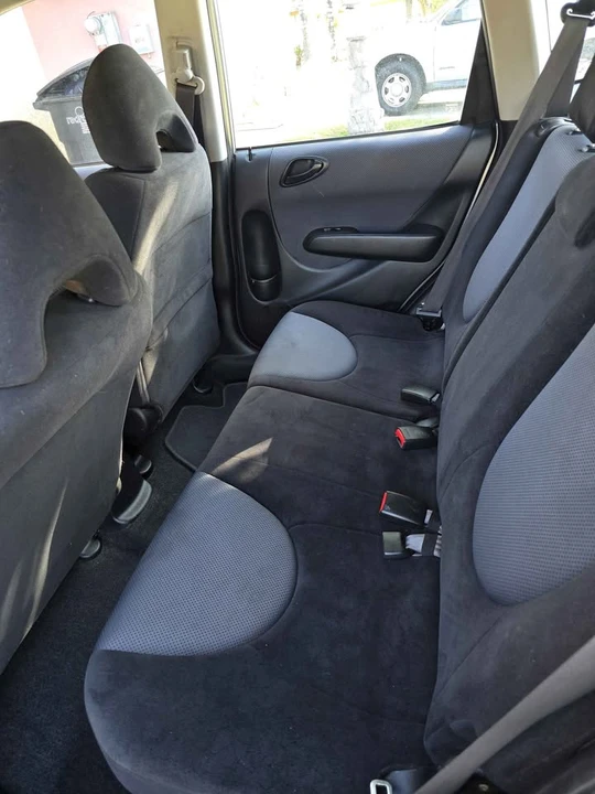 2007 Honda Fit - Image 5 of 7