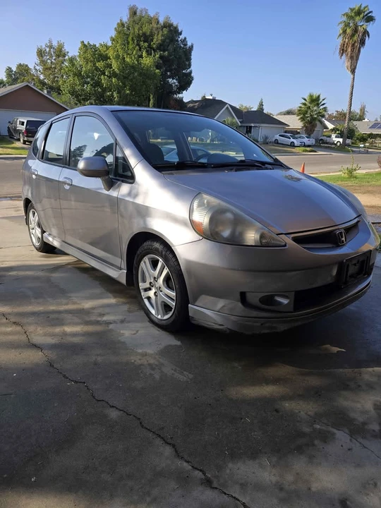 2007 Honda Fit - Image 2 of 7