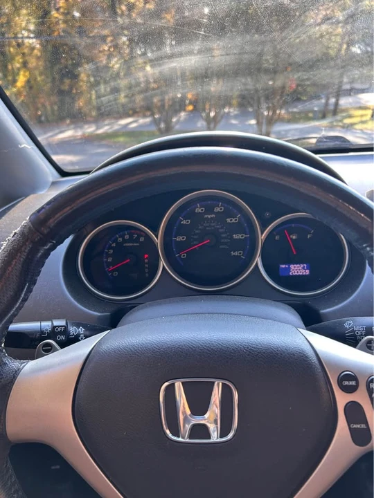 2007 Honda Fit - Image 6 of 11