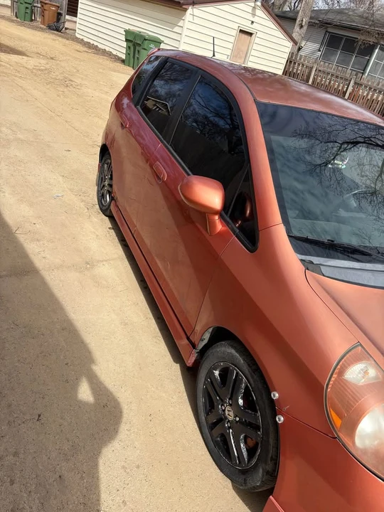 2007 Honda Fit - Image 6 of 8