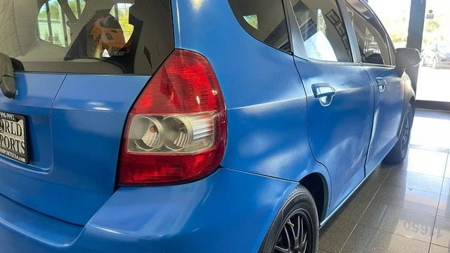 2007 Honda Fit - Image 13 of 31