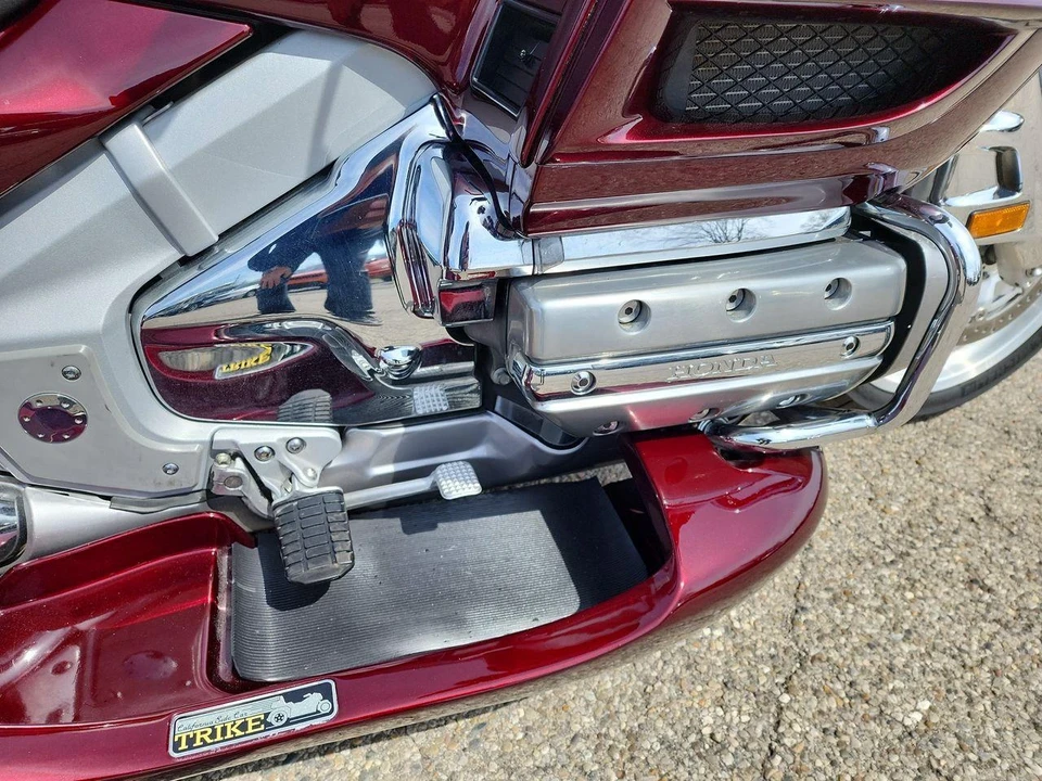2007 Honda Gold Wing - Image 13 of 21