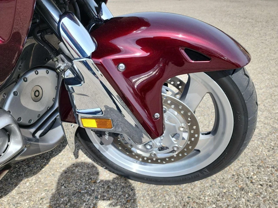2007 Honda Gold Wing - Image 16 of 21