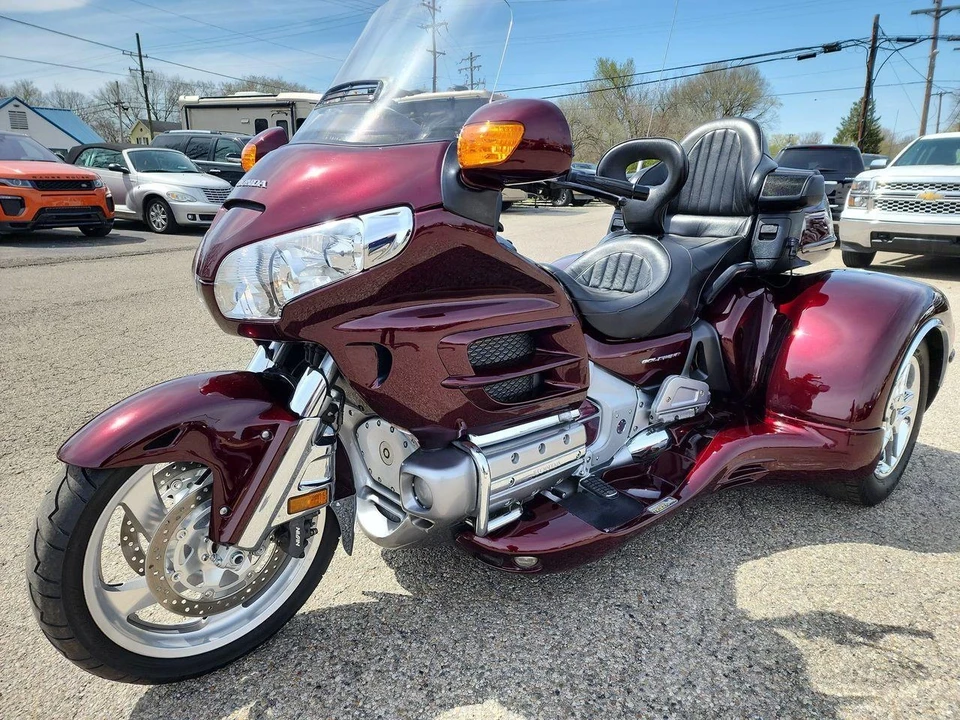 2007 Honda Gold Wing - Image 18 of 21