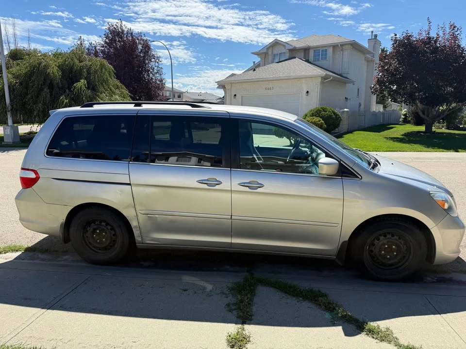 2007 Honda Odyssey - Image 3 of 8