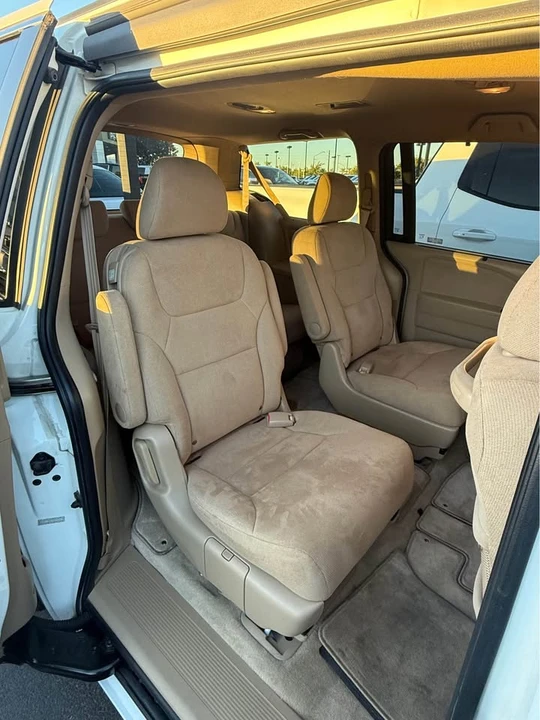 2007 Honda Odyssey - Image 6 of 11